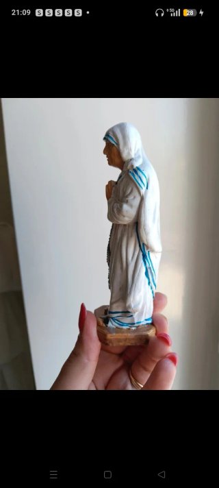 Statua Madre Teresa di Calcutta