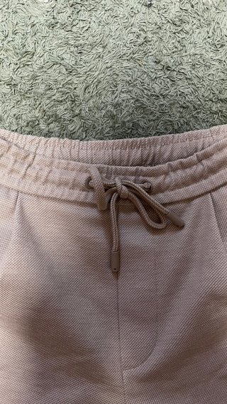 Pantalones cortos beige con cordón