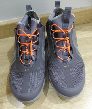 Nike Vapormax grises y naranjas