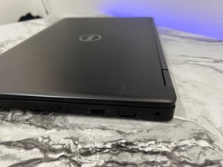 Portatil Dell Latitude 5590 I7