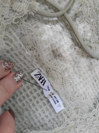 Precioso top Zara