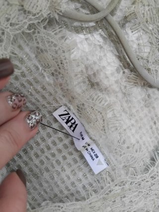 Precioso top Zara