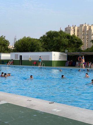 Acción piscina El Almendral