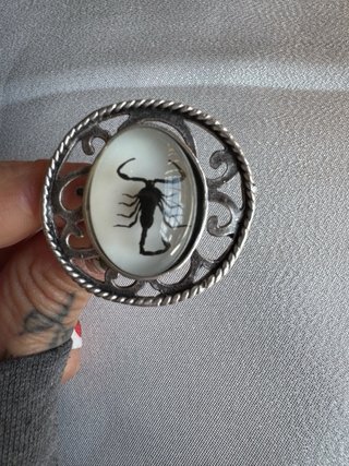 Anello scorpione