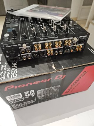 Mesa de mezclas Pioneer DJM-900NXS2