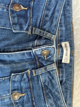 Pantalón vaquero campana azul