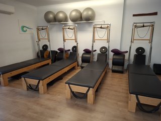 Máquinas Peak Pilates – Reformers + Mat con Torre
