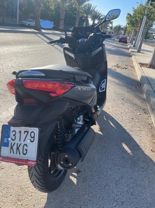 Yamaha Xmax 125 Negra
