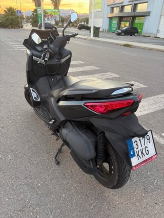 Yamaha Xmax 125 Negra