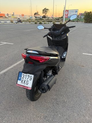 Yamaha Xmax 125 Negra