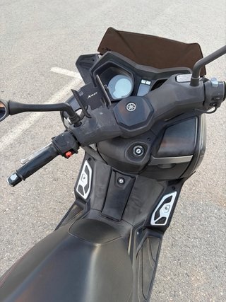 Yamaha Xmax 125 Negra