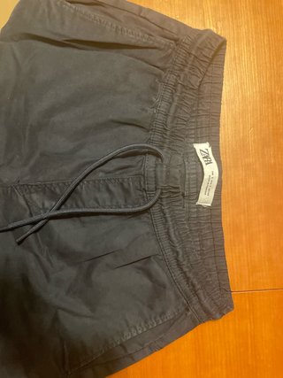 Pantalones negros Zara