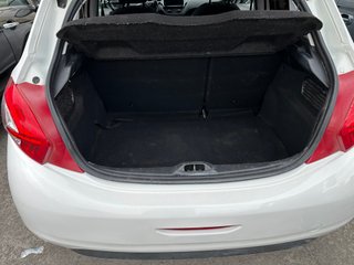 Peugeot 208 2013