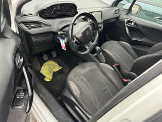 Peugeot 208 2013