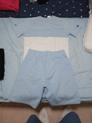 Conjunto Adidas Camiseta y Pantalón Corto