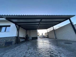 Estructuras metálicas pérgola/cochera