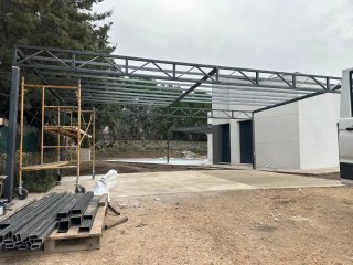 Estructuras metálicas pérgola/cochera