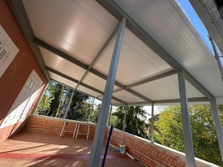 Estructuras metálicas pérgola/cochera