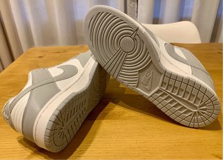 Zapatillas Nike Dunk Gris y Blanco