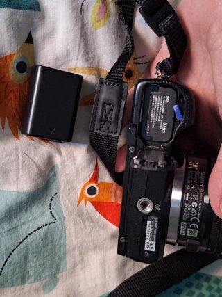 Sony Alpha a5000 + objetivo