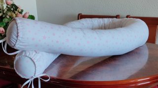 Cojín Maternidad Estrellas Rosa Blanco