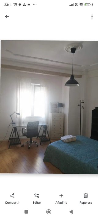 Se alquila habitación grande en  centro Valencia