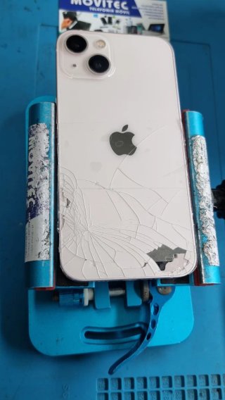 Cambio Tapa Trasera iPhone 13