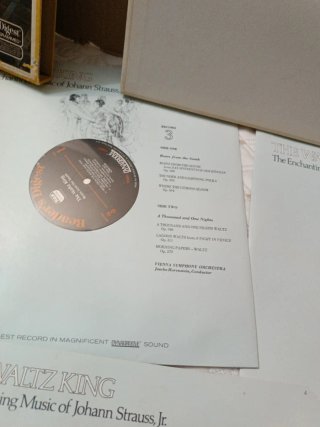 Estuche 5 Vinilos Valses Johann Strauss Jr.
