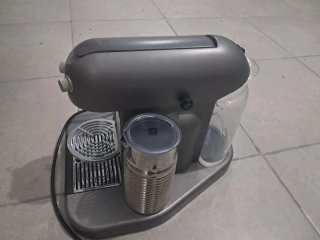Cafetera Nespresso Krups Gran Maestría Titanio