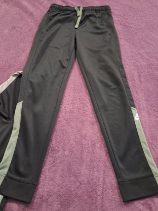 Conjunto Nike niño negro y verde