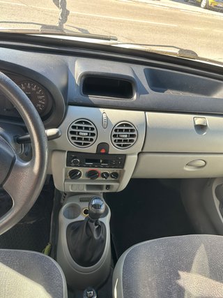 Nissan Kubistar 2006