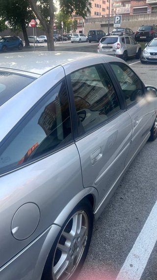 Opel Vectra 2000