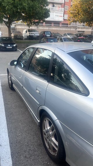 Opel Vectra 2000