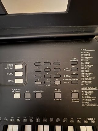 Teclado Yamaha Piano