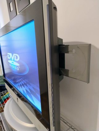 Televisión LCD Oceanic 32 Negra y Plateada