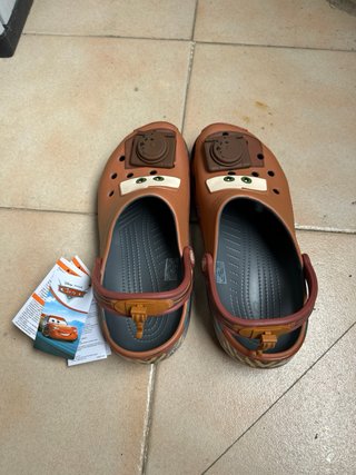 Sandalias marrones