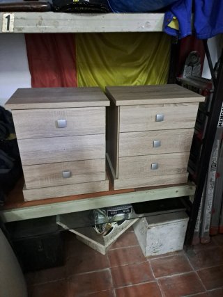 Comodini in legno e metallo