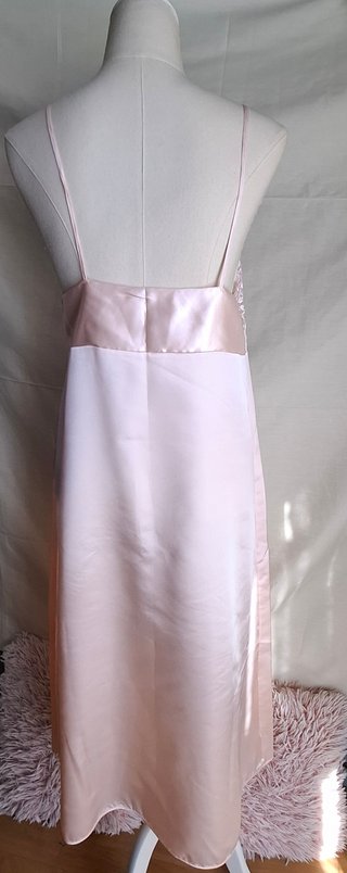 Conjunto de bata y camisón rosa