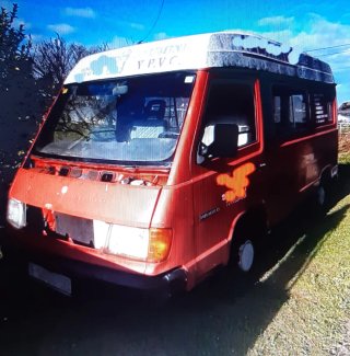 Furgoneta Mercedes MB-100-D