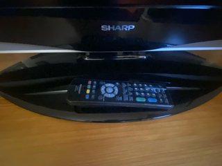 TV Sharp Aquos 37” Negro/Plata