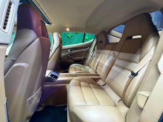 PORSCHE Panamera 4.8 4S
