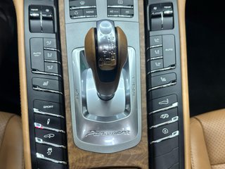 PORSCHE Panamera 4.8 4S