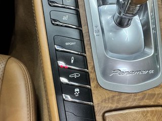 PORSCHE Panamera 4.8 4S