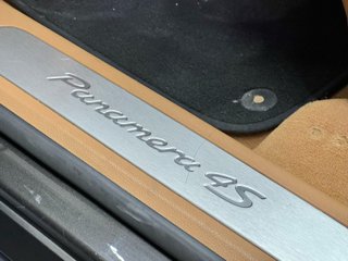 PORSCHE Panamera 4.8 4S