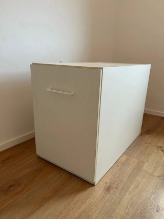 Cajonera horizontal blanca de madera