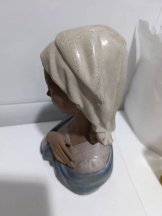 Figura Lladró busto Madona
