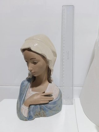 Figura Lladró busto Madona