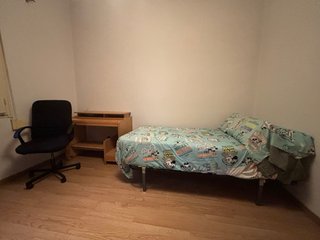 Somier, Colchón 80 cm, Mesa Estudio y Silla