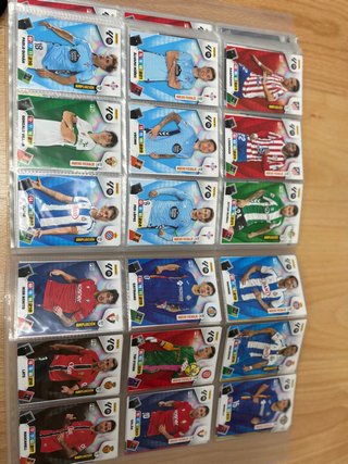 Cartas Panini Adrenalyn XL 25-26