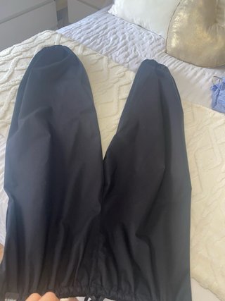 Pantalón Globo  Negro es una S pero da talla 40